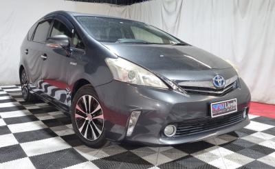 2013 Toyota Prius Alpha Welcab IN AUCTION AT LLOYDS Wagon CX CX for sale in Carrara